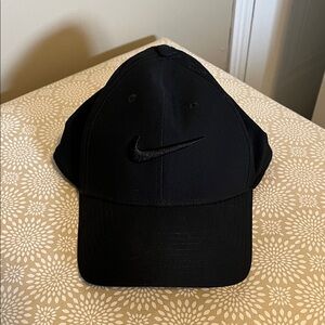 NEW Nike Black Sports Cap